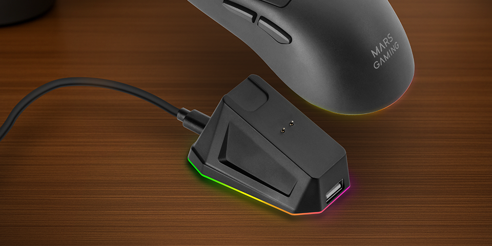 MAGNETIC CHARGING BASE WITH USB HUB